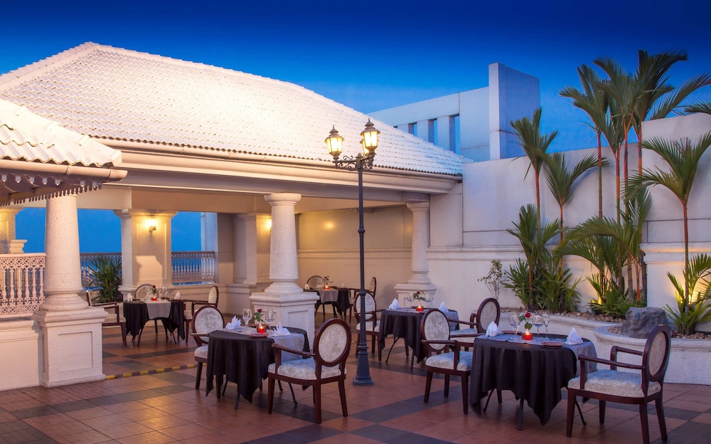 Radisson Blu Kochi 21/28