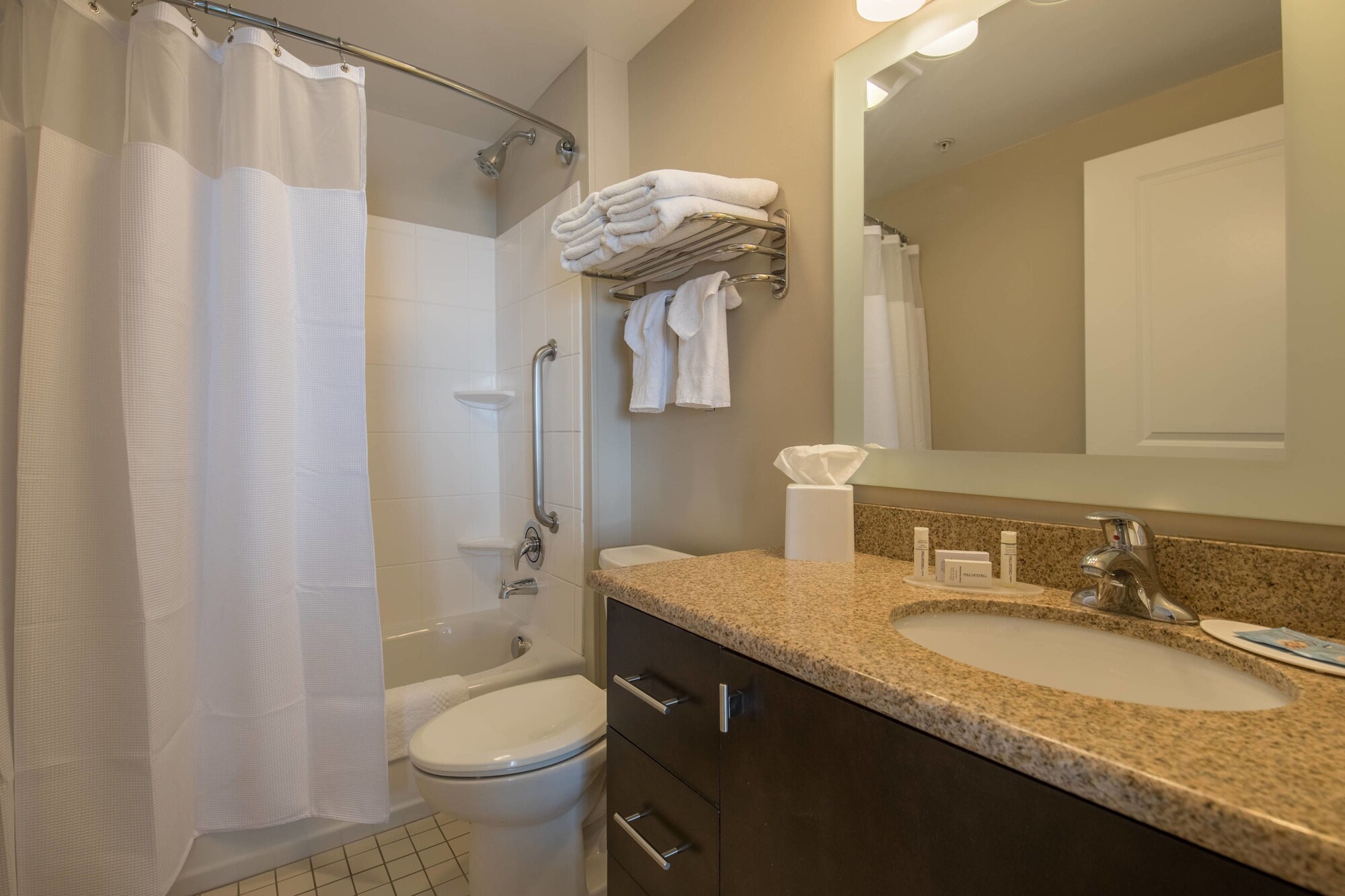 Studio, King Bed, Sofa, TownePlace Suites by Marriott Provo Orem 3/3