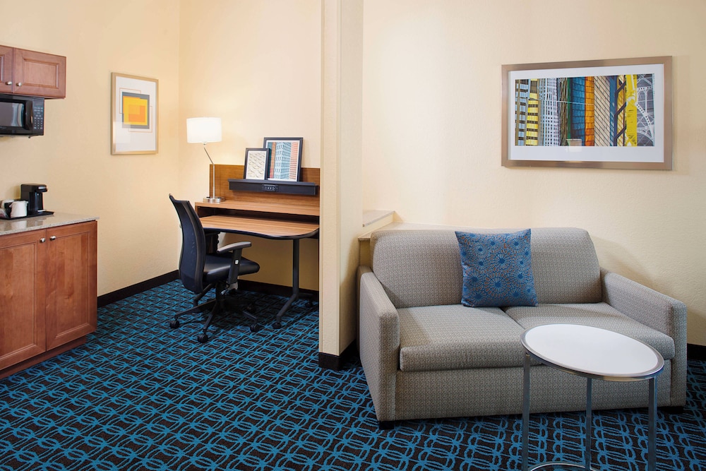 Fairfield Inn Suites Lafayette South 19/36