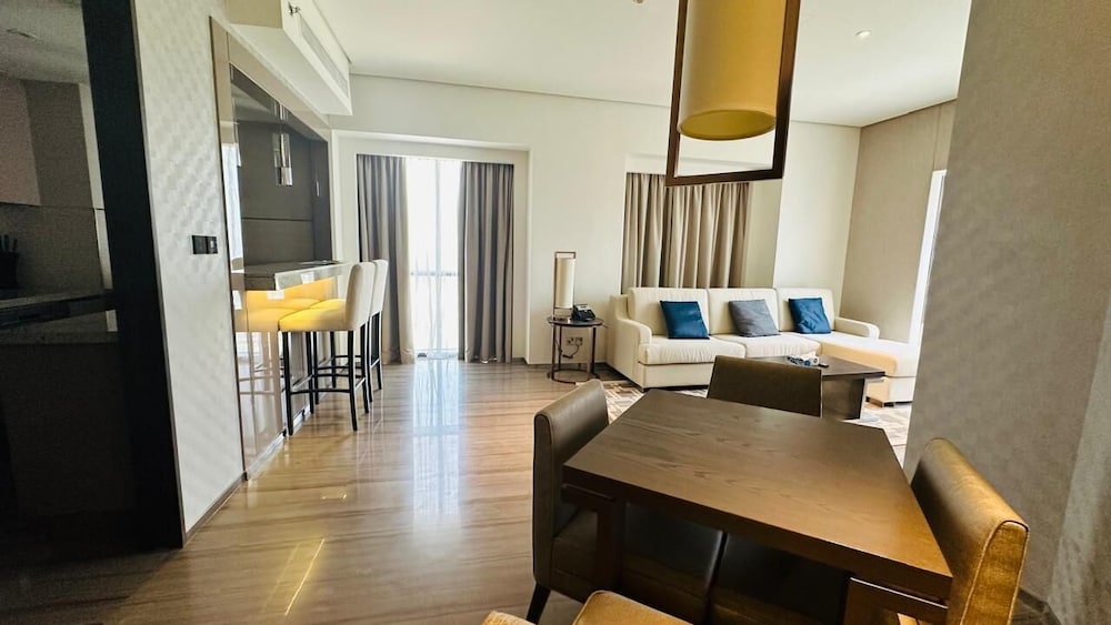 Hyatt Regency Dubai Creek Heights 49/72