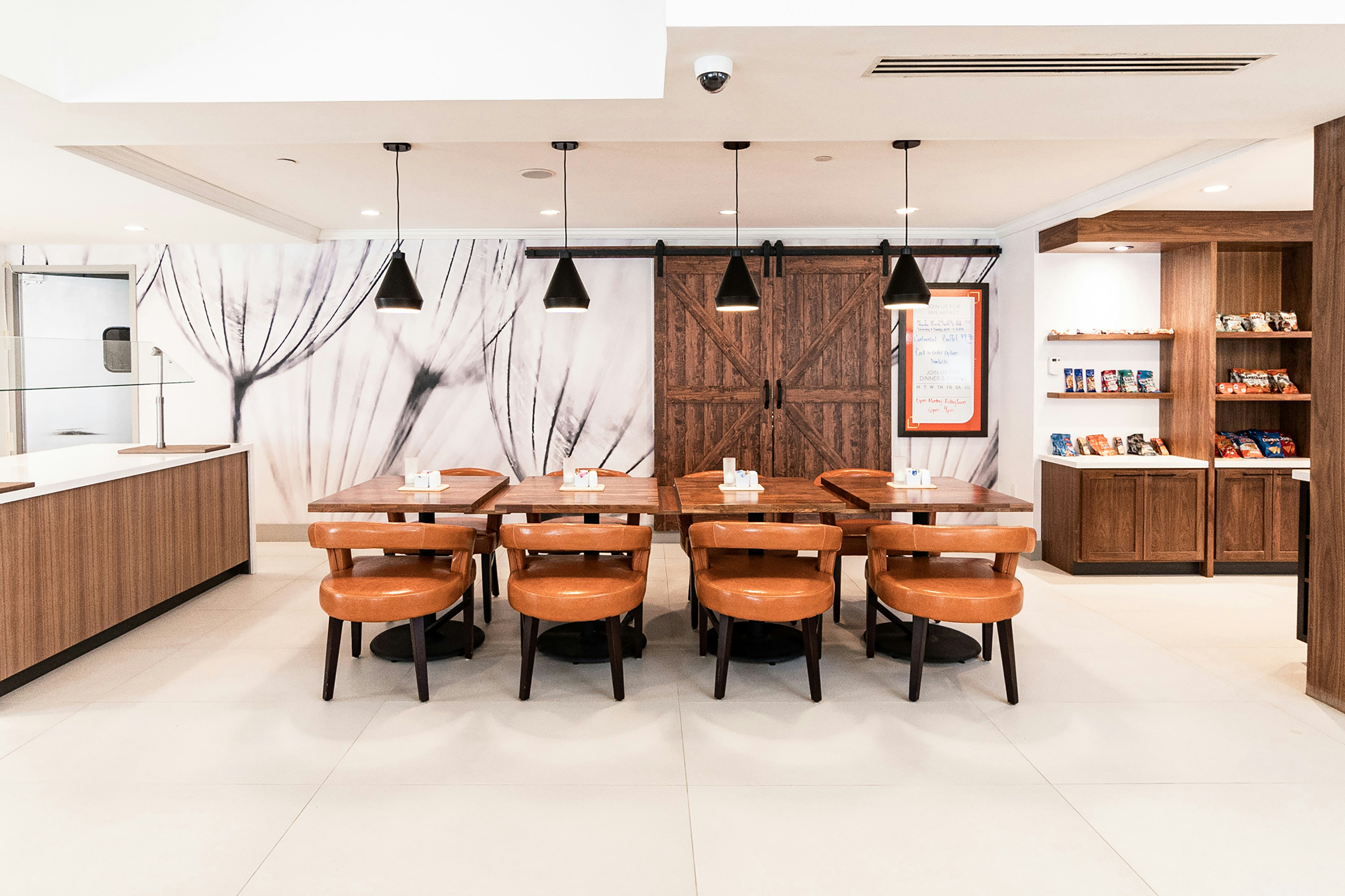HILTON GARDEN INN FAIRFAX 29/61