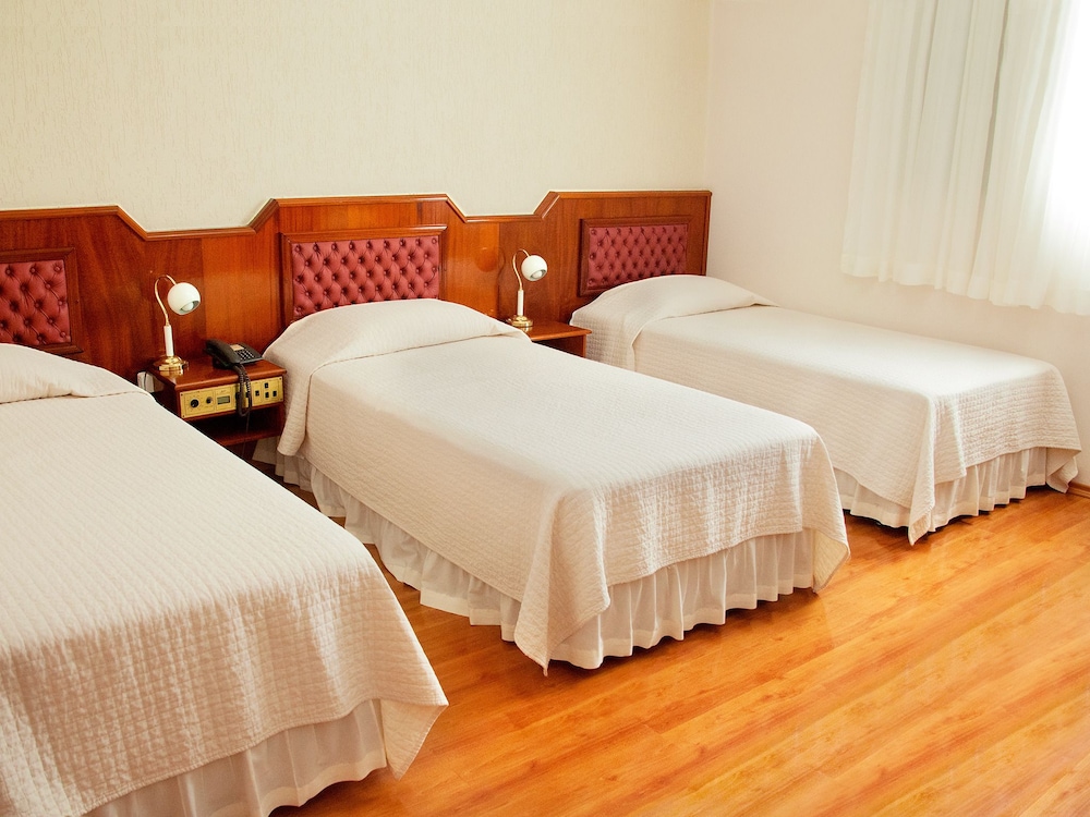 Biazi Plaza Hotel 8/28
