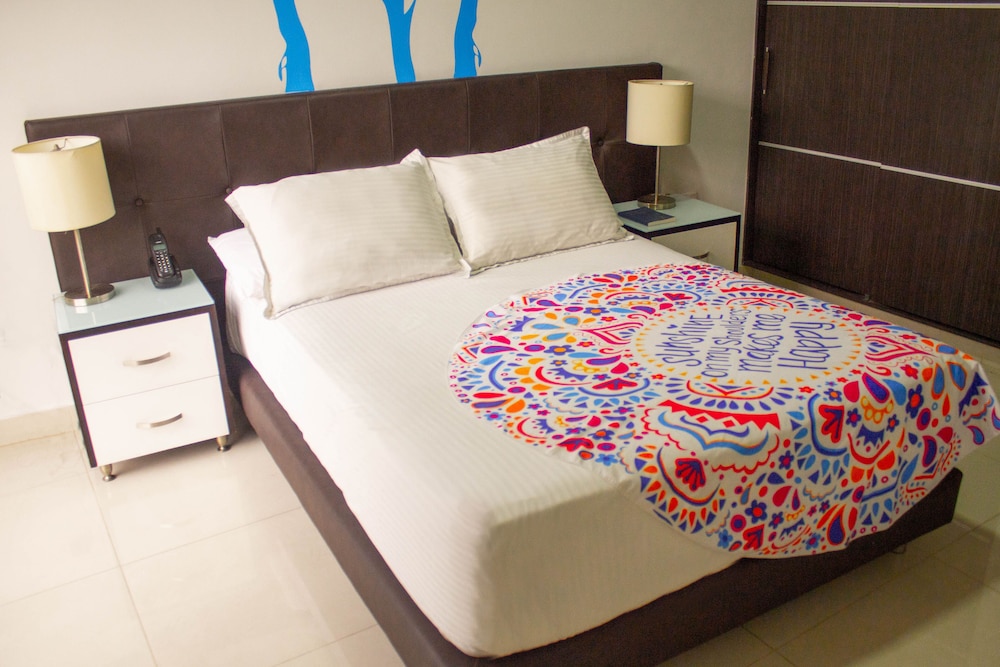 Hotel Bolivariana Plaza 19/30