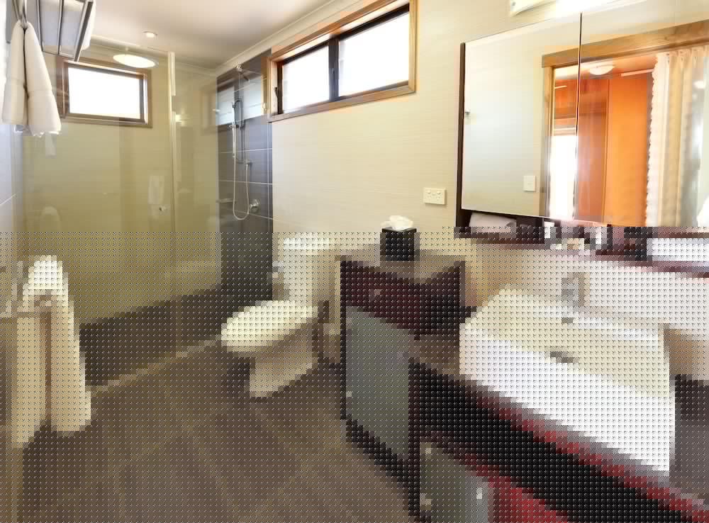 GROOTE EYLANDT LODGE 20/68
