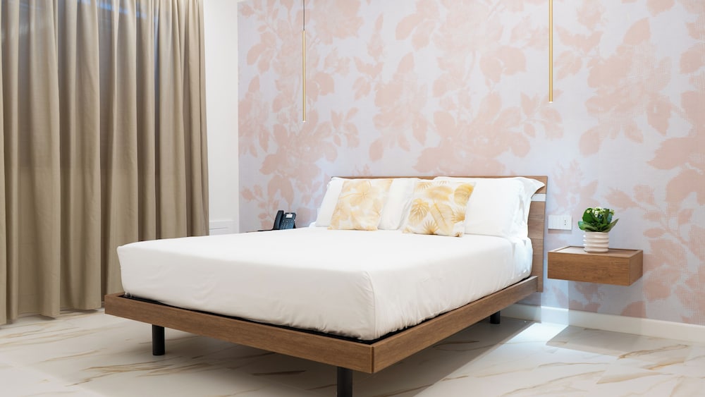 DELUXE, QUADRUPLE, DOUBLE AND BUNK BED, TERRACE