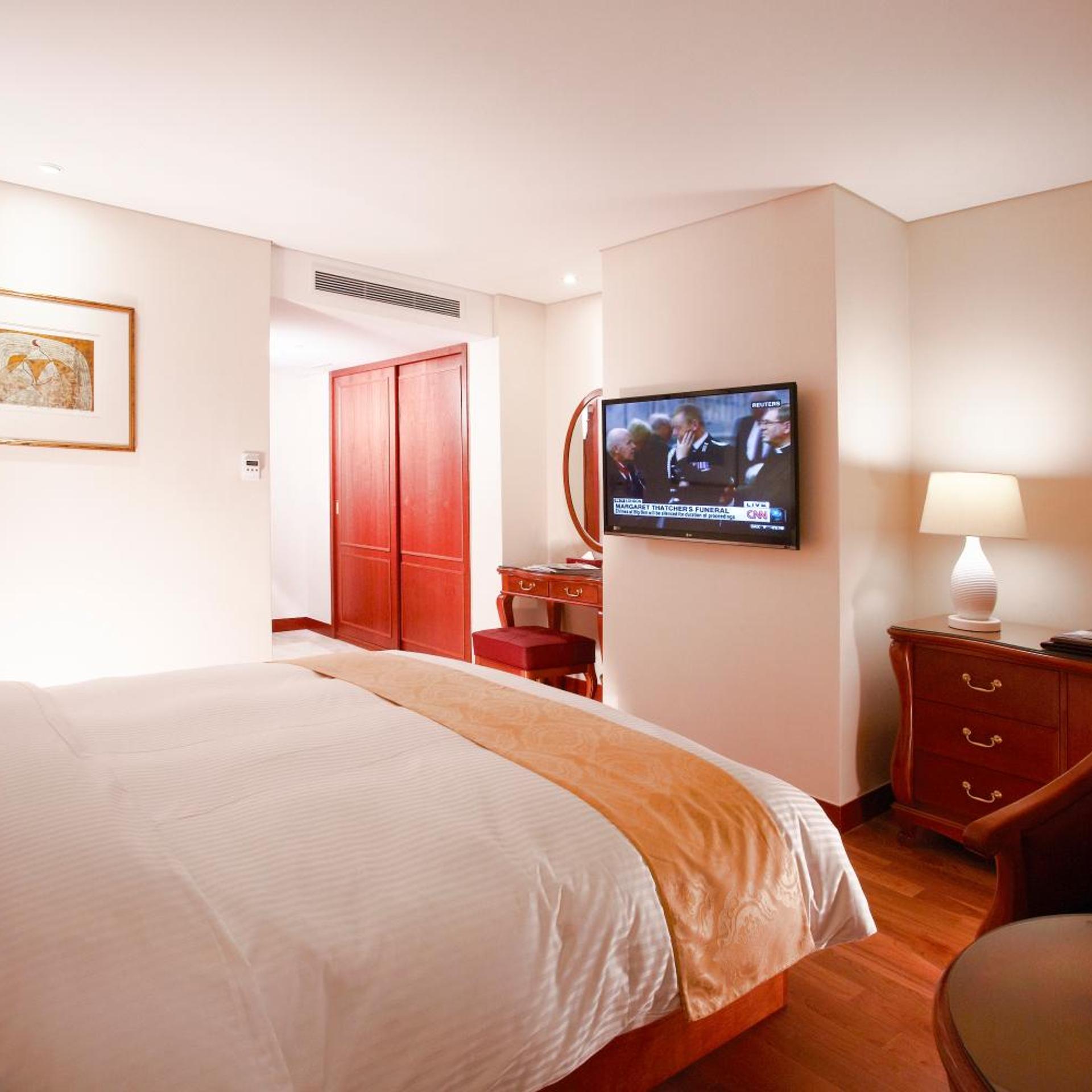Deluxe, Double Bed, Bathtub