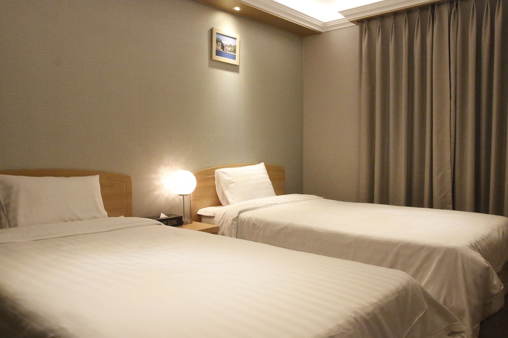 STANDARD, TWIN BEDS
