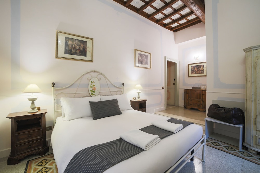 La Maison Dell'orologio 10/69