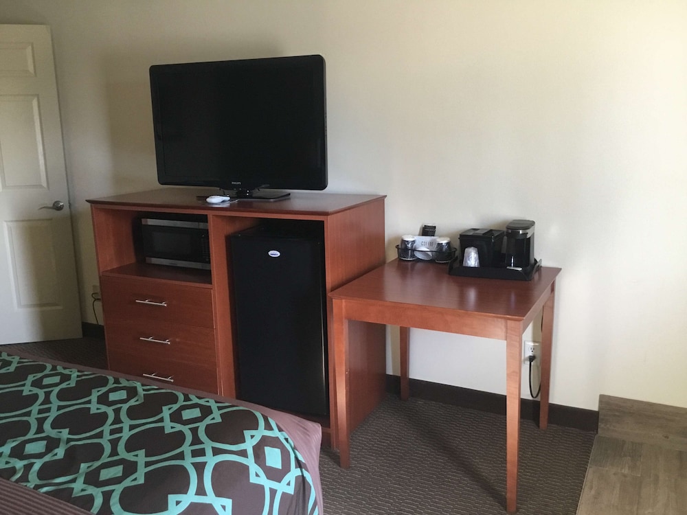 Surestay Hotel By Best Western Bowling Green North 22/25