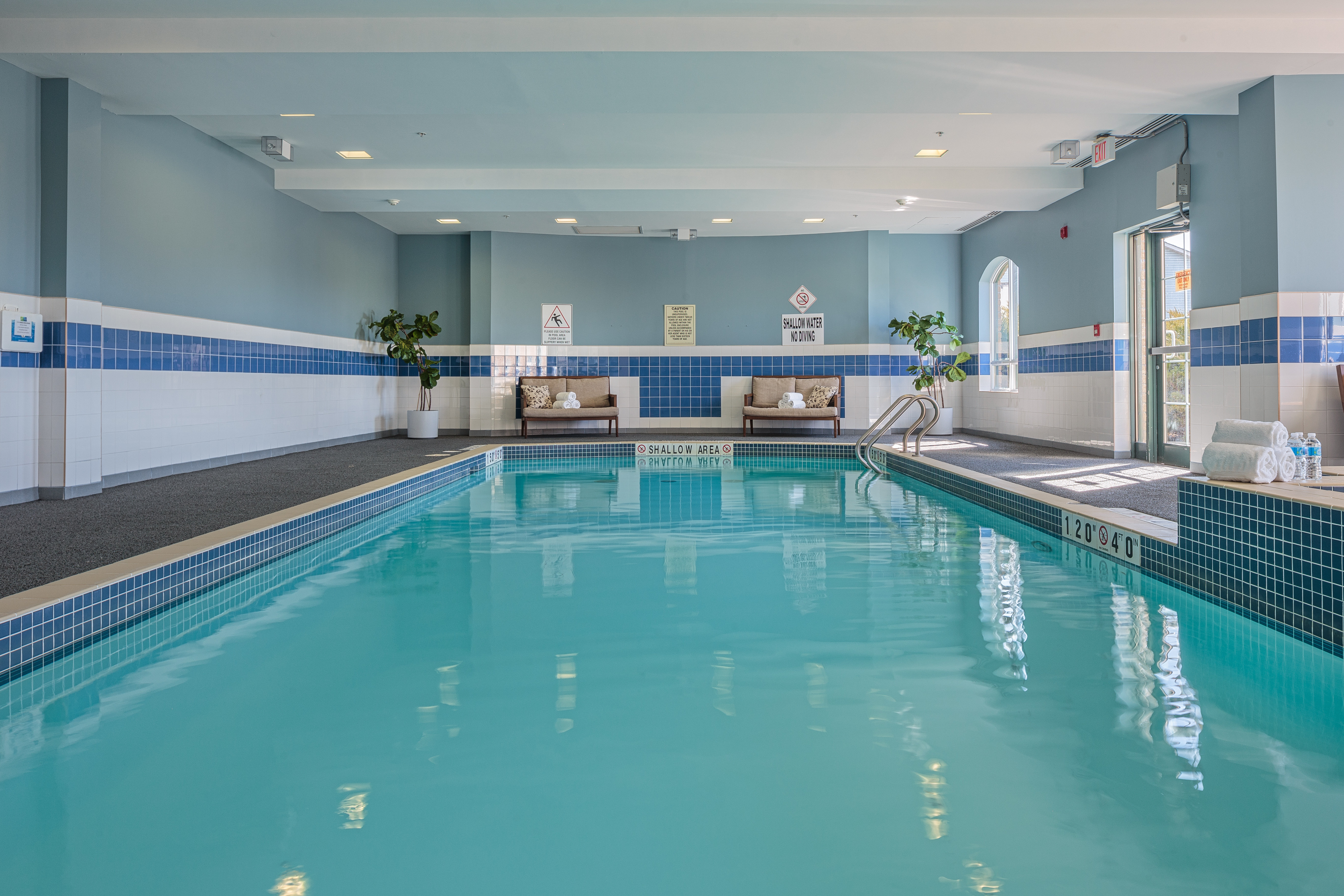 Holiday Inn Express Hotel Suites Belleville 27/54