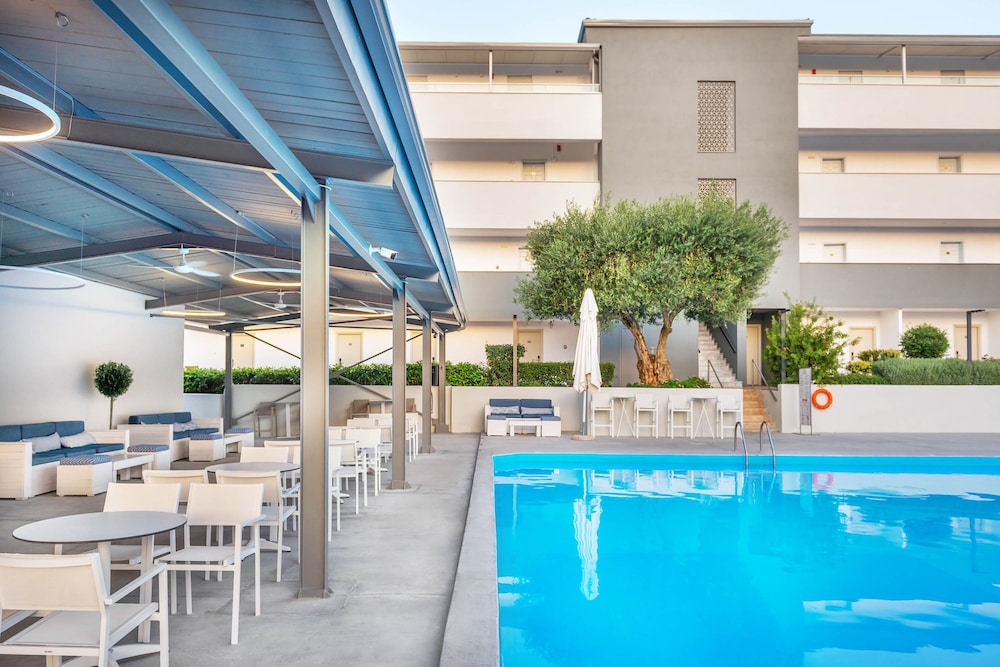 Kriopigi Hotel 76/104