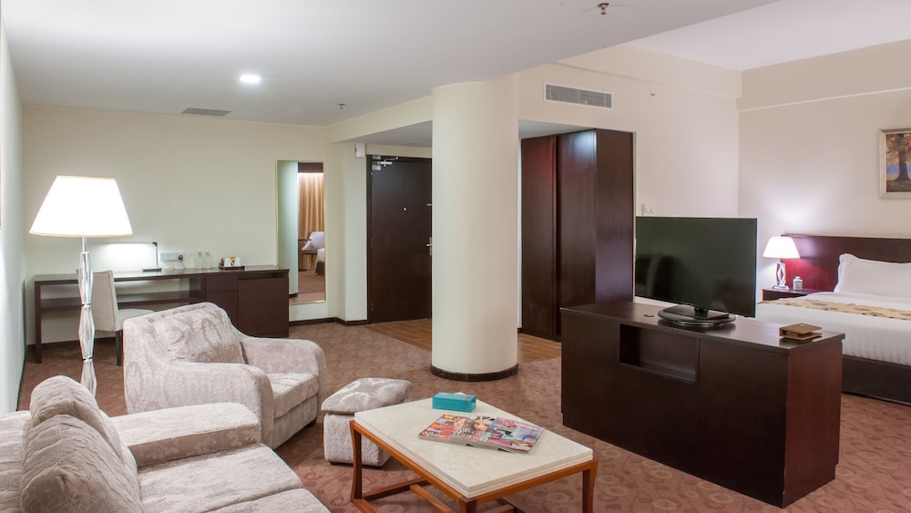 Pan Borneo Hotel Kota Kinabalu 44/66