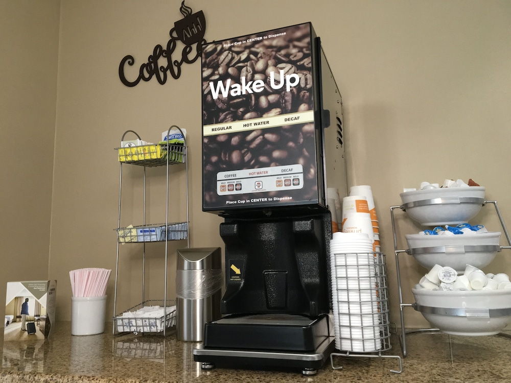 Comfort Inn & Suites Near Kino Sports Complex 28/58