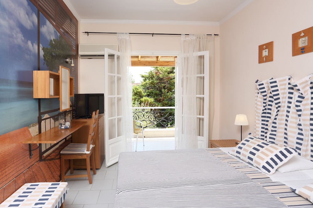 Nefeli Hotel Corfu 29/59