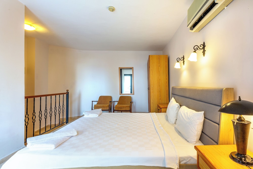 KULUBE HOTEL 8/50