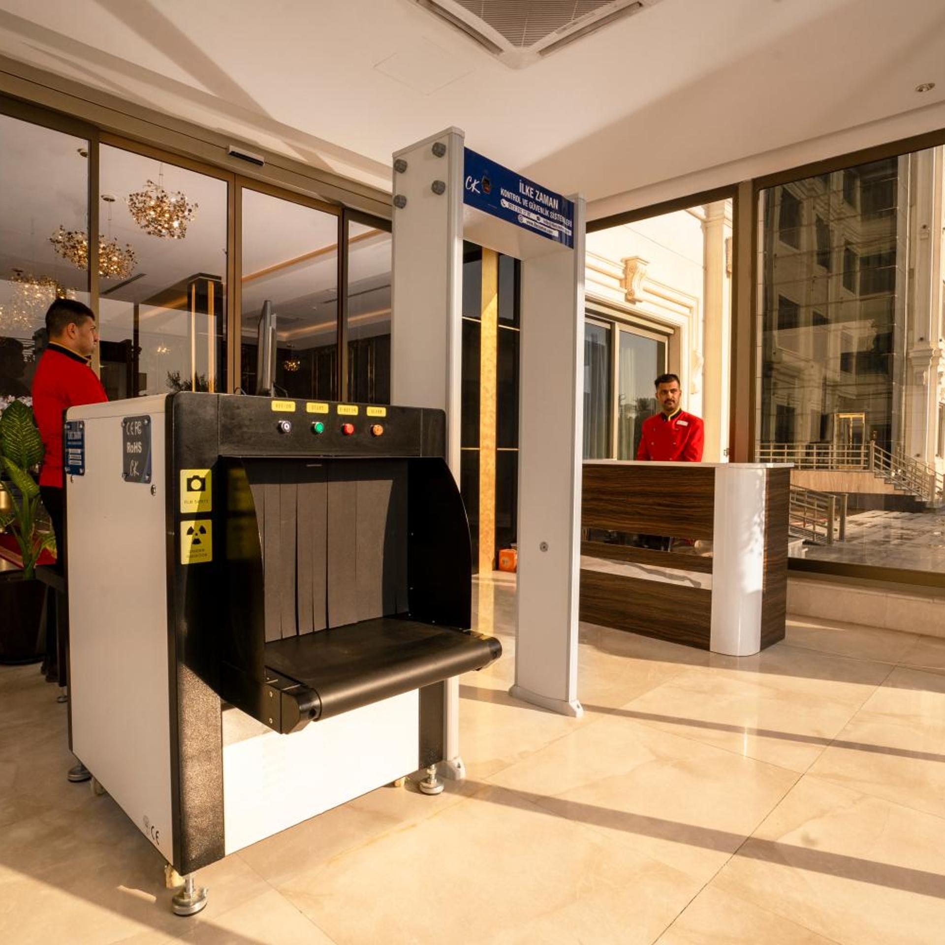 Yarmouk International Hotel 8/75