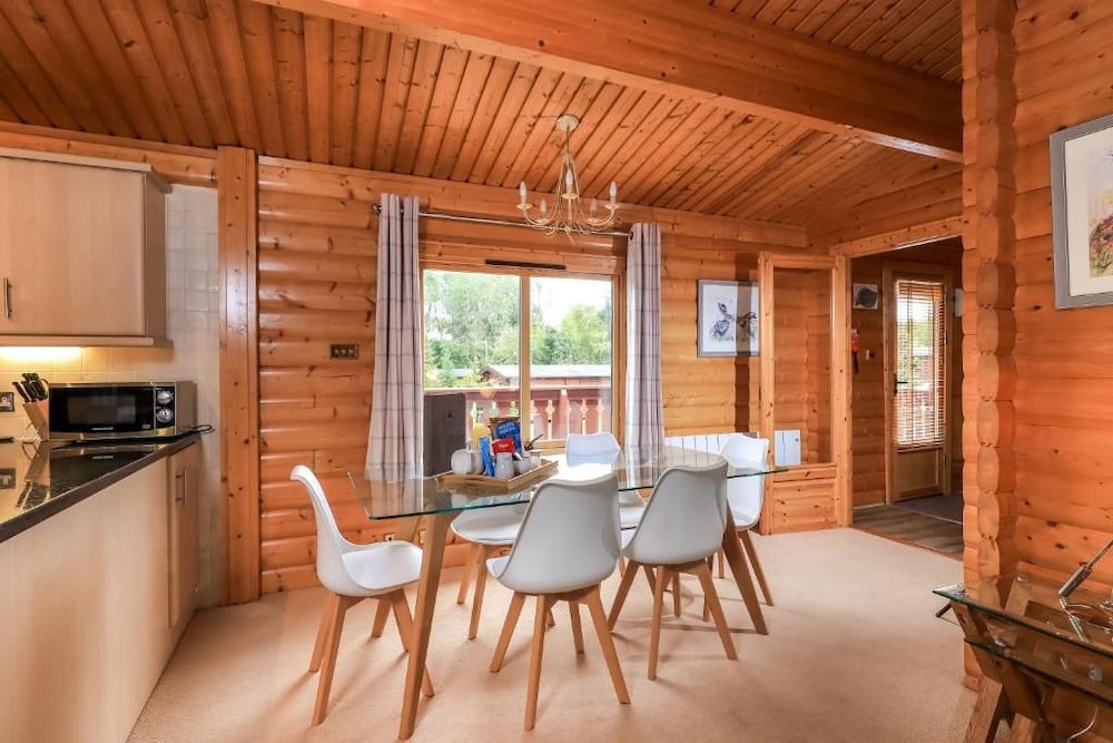 South Winchester Lodges 29/38