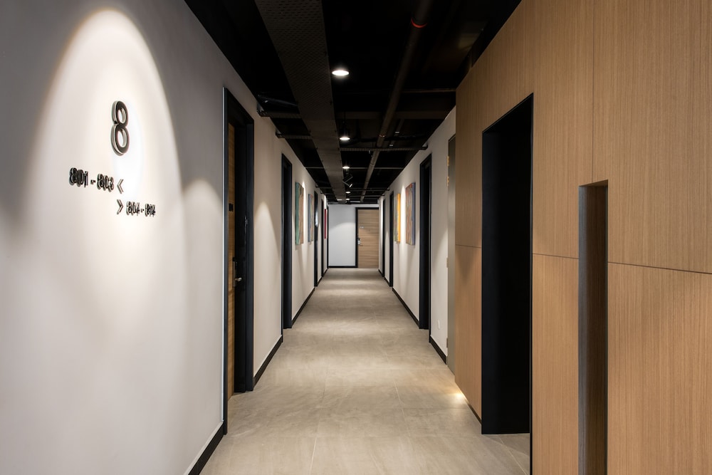 The Canvas Hotel 27/42
