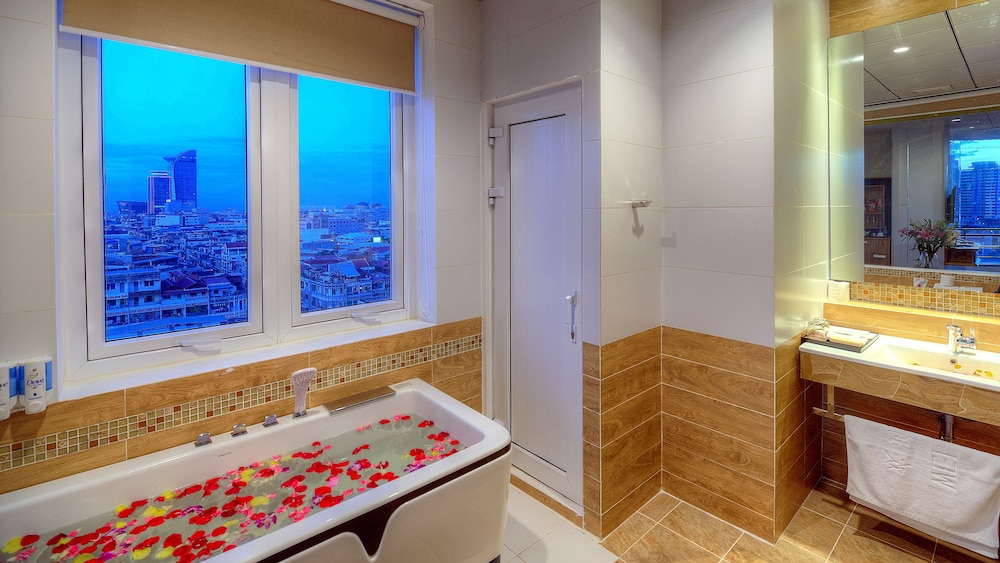 Orussey One Hotel Apartment 69/71