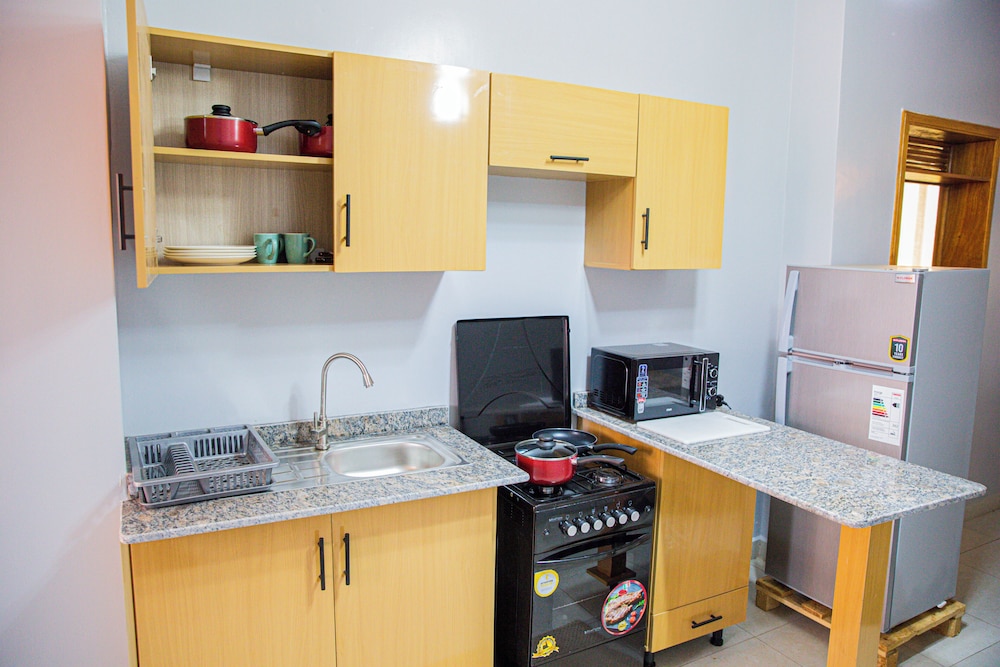 Romalo Guesthouse 18/24
