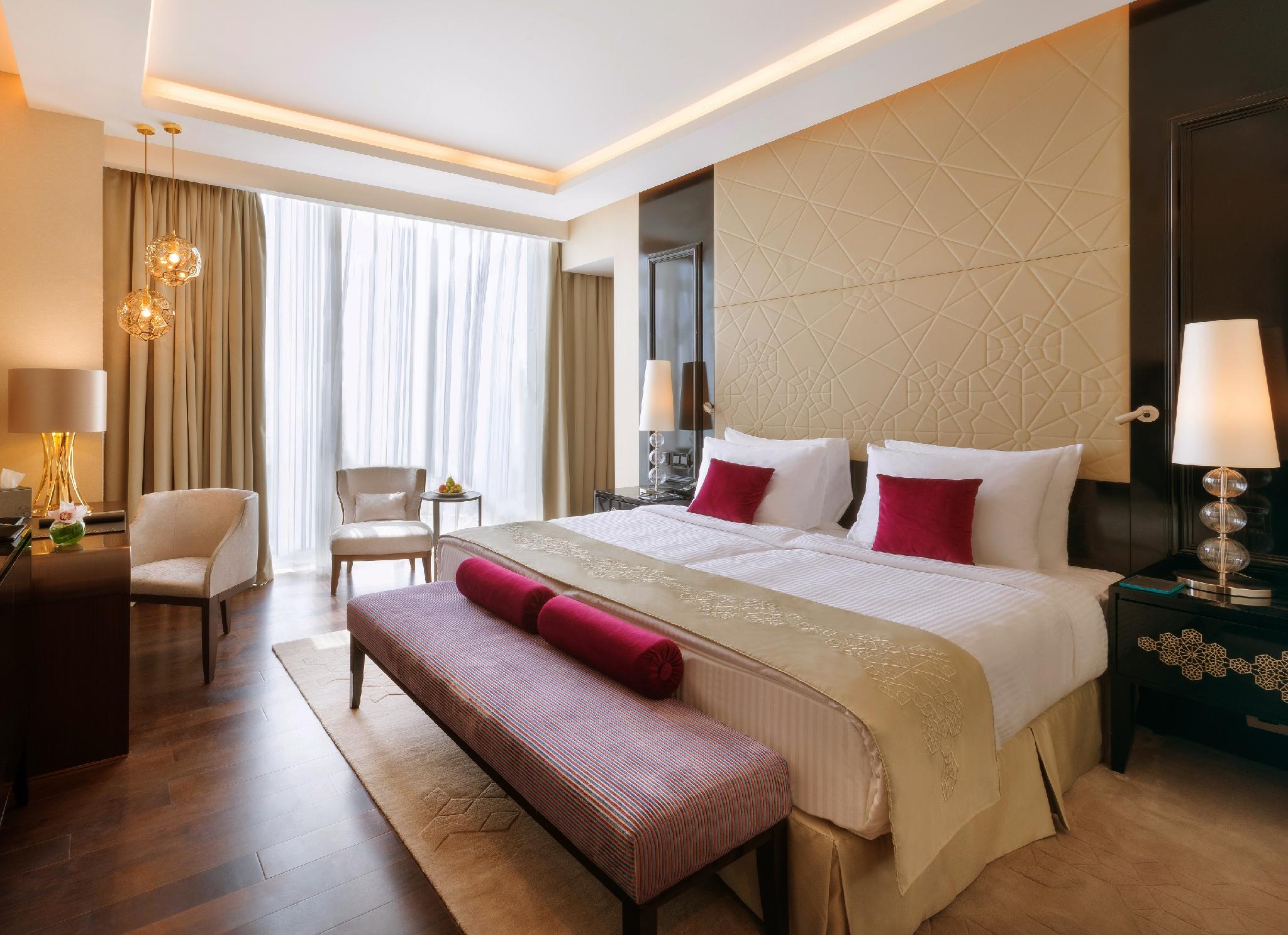 Silver, Twin Beds