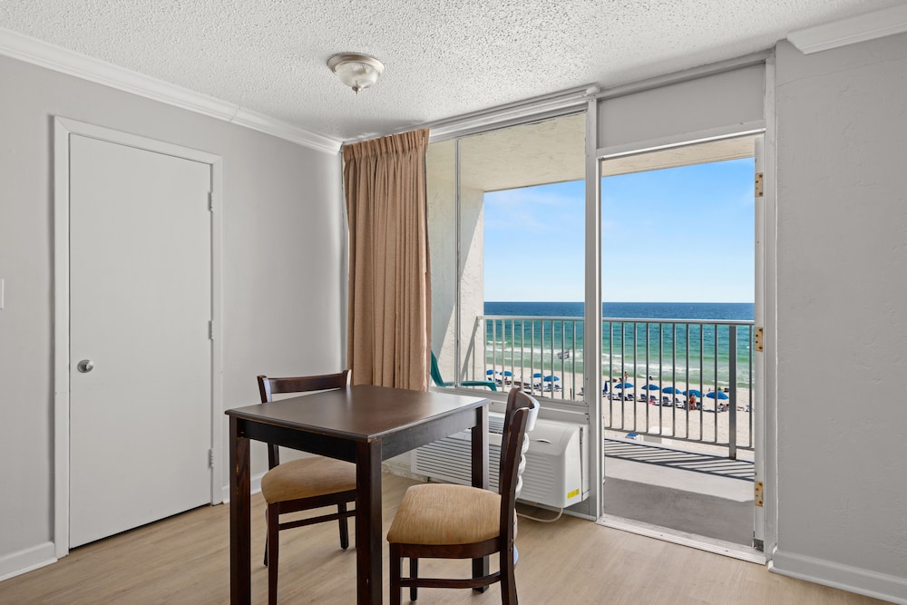 The Reef at Seahaven Beach Resorts 32/61