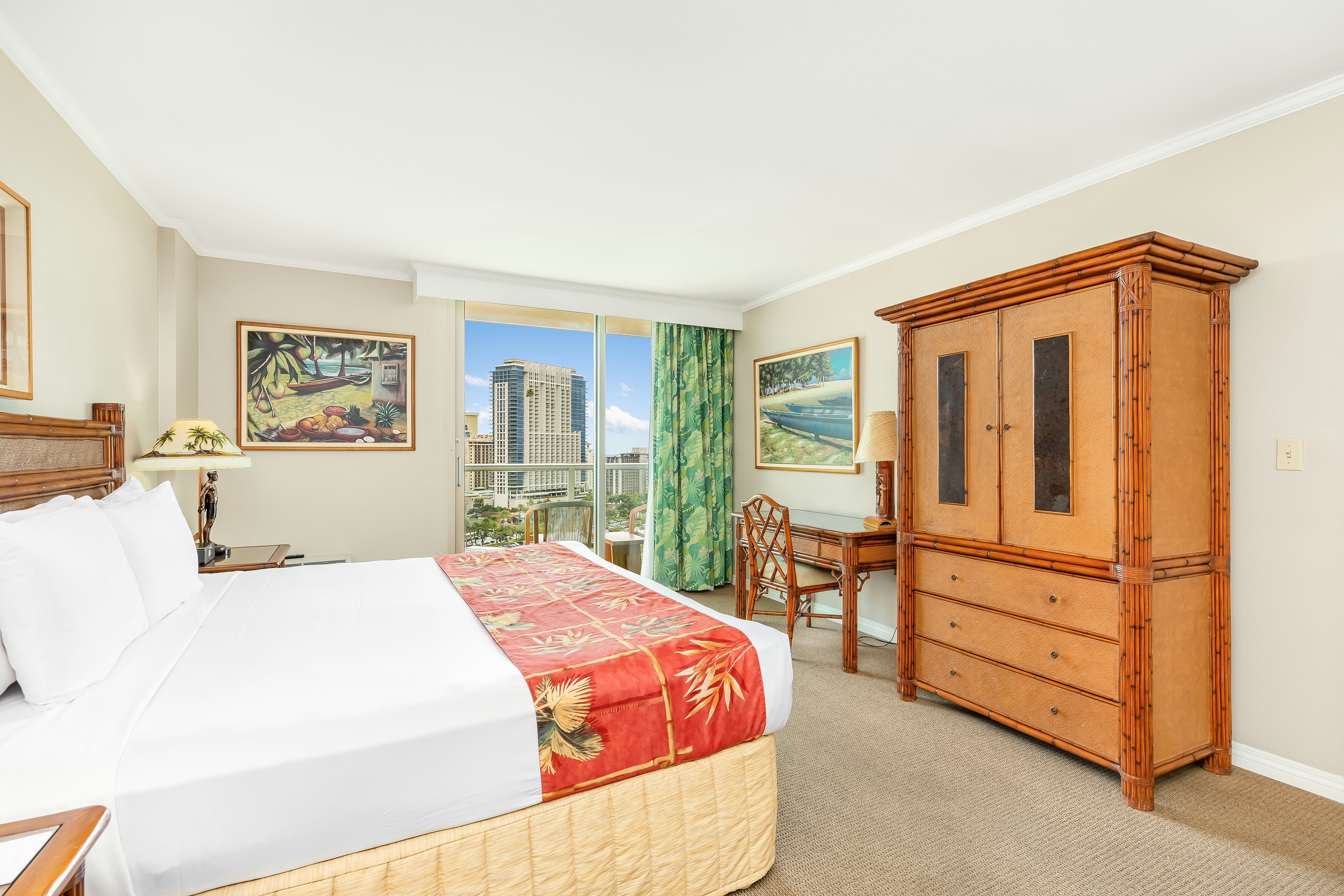 Luana Waikiki Hotel and Suites 13/50