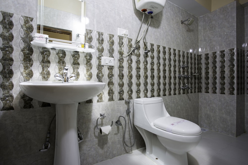Oyo Rooms Cooch Behar Road 47/48