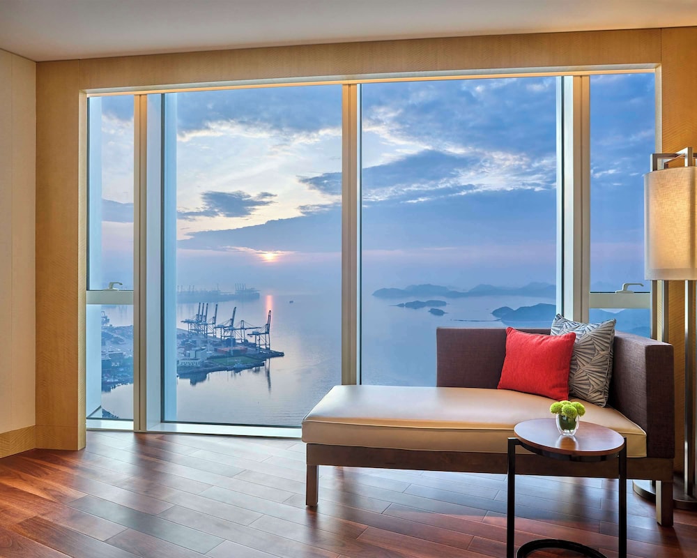 Hyatt Regency Shenzhen Yantian 48/68