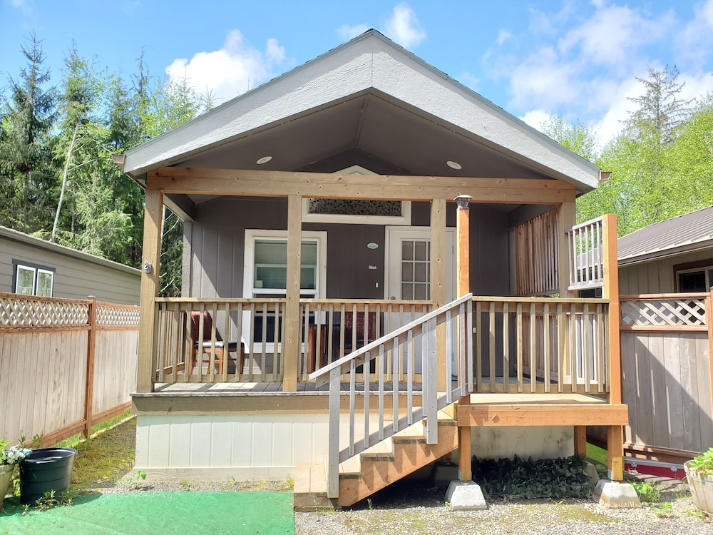 3 Rivers Resort and Guide Service 1/50