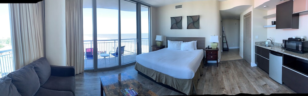 South Beach Hotel Suites 3/28