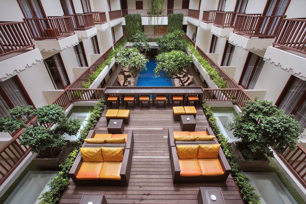 Sense Sunset Seminyak 5/57