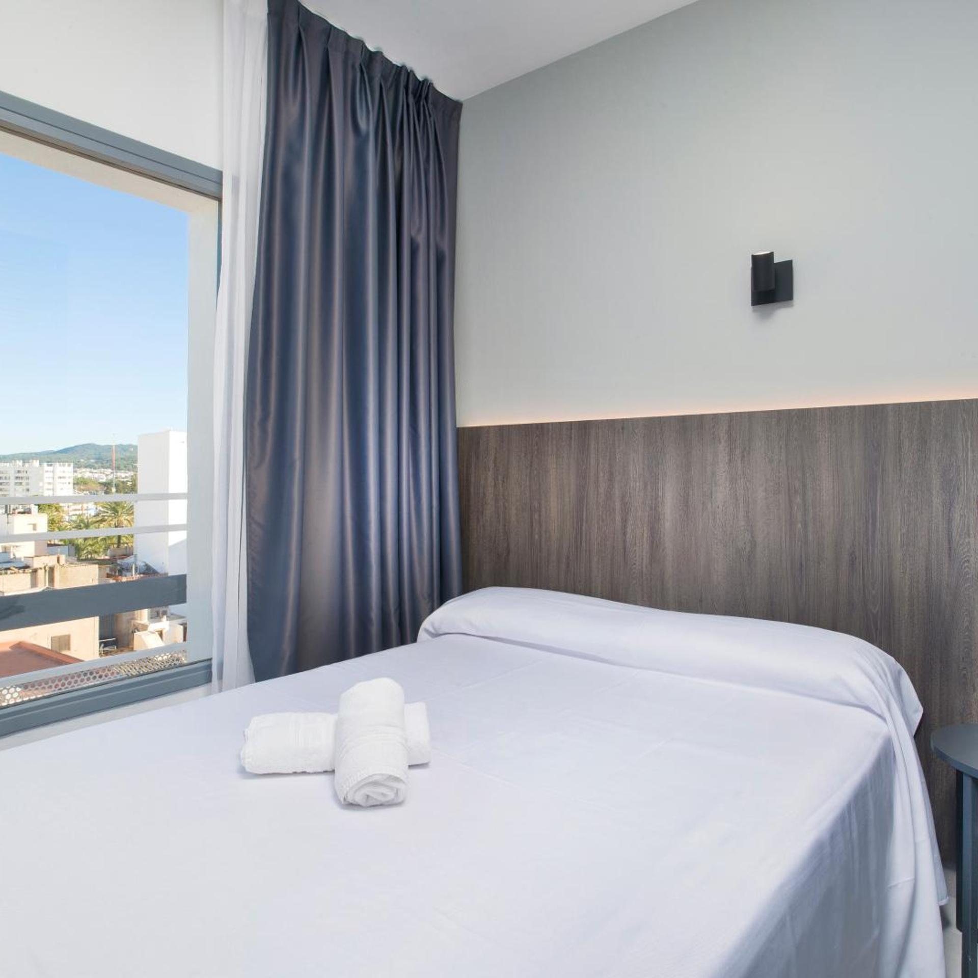 Hotel Base Ibiza 16/45