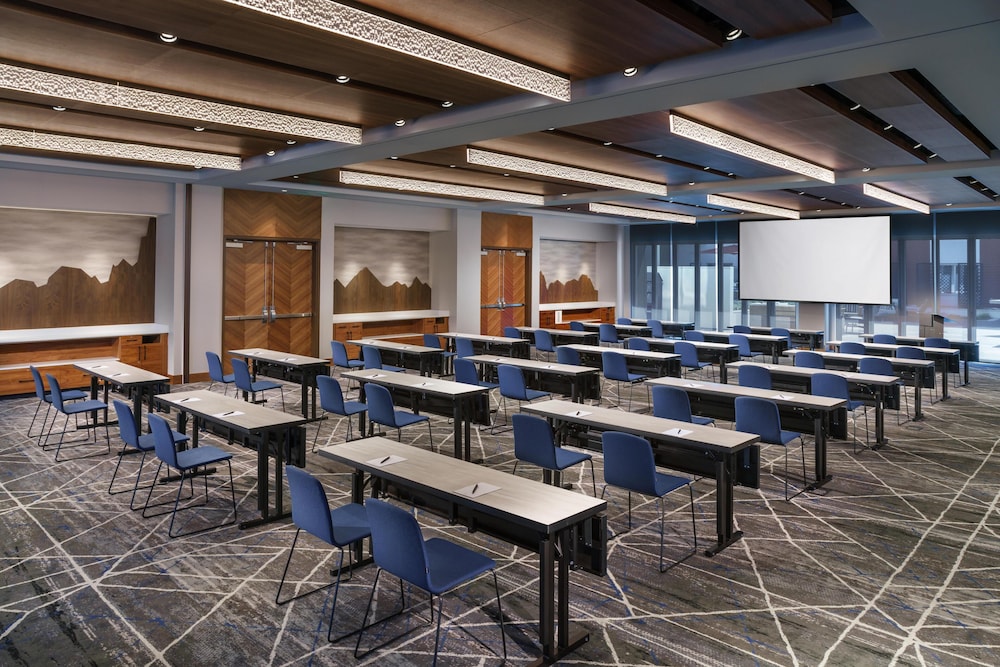 Hyatt Centric Mountain View 61/70