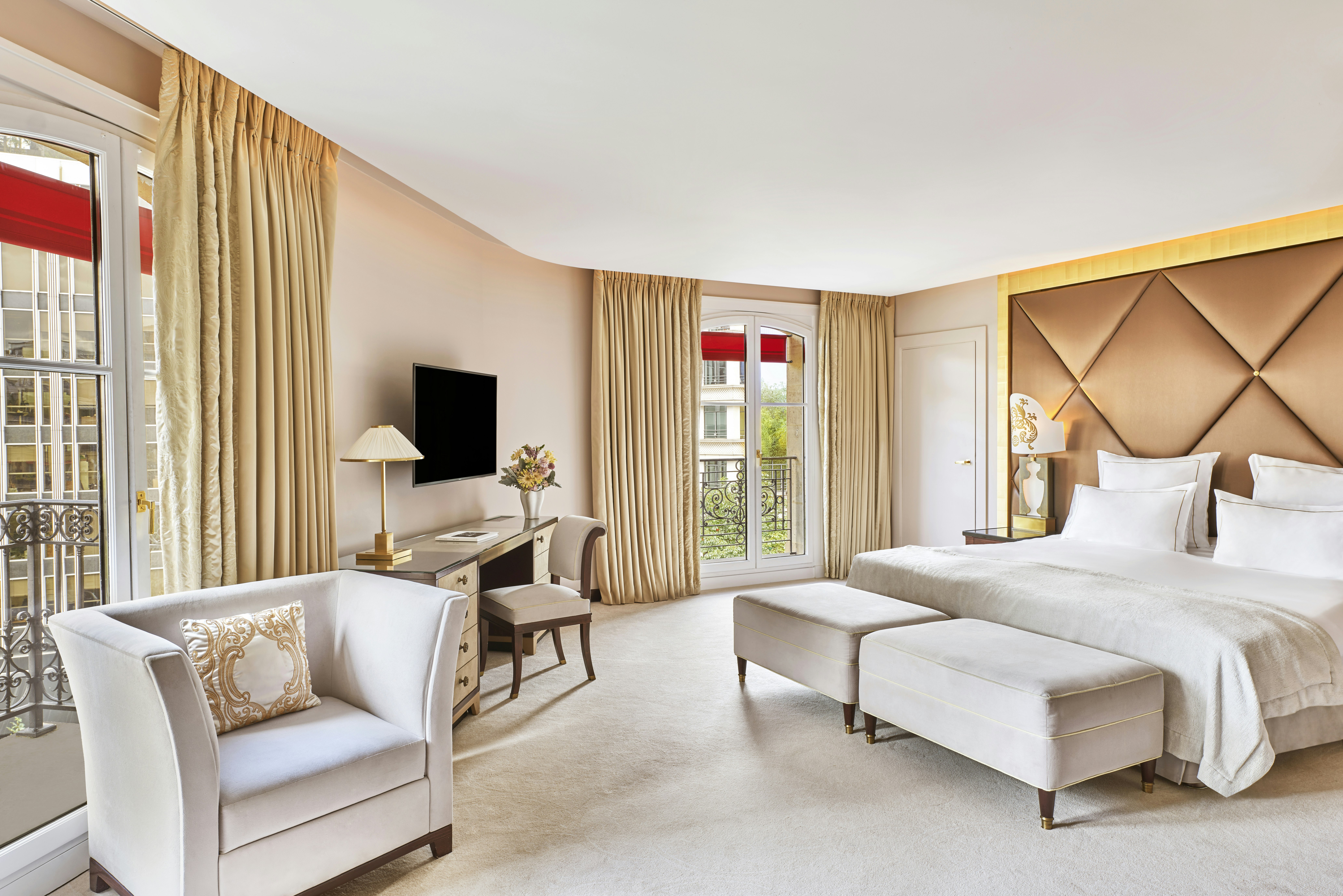 JUNIOR SUITE, DELUXE