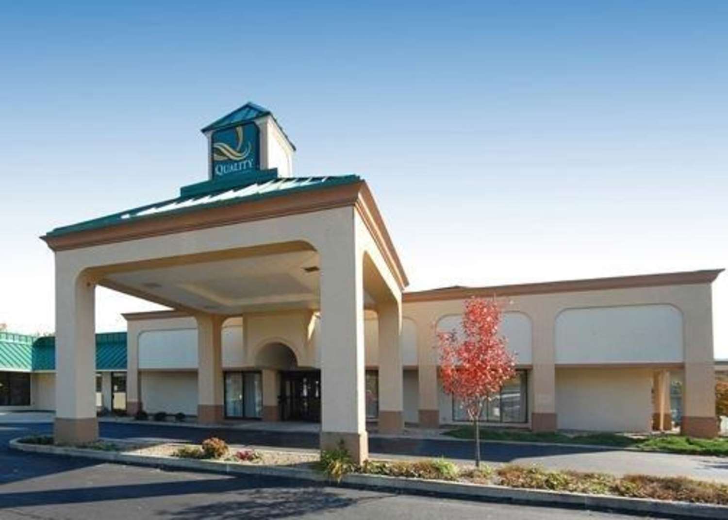 Quality Inn & Suites Danville 1/24