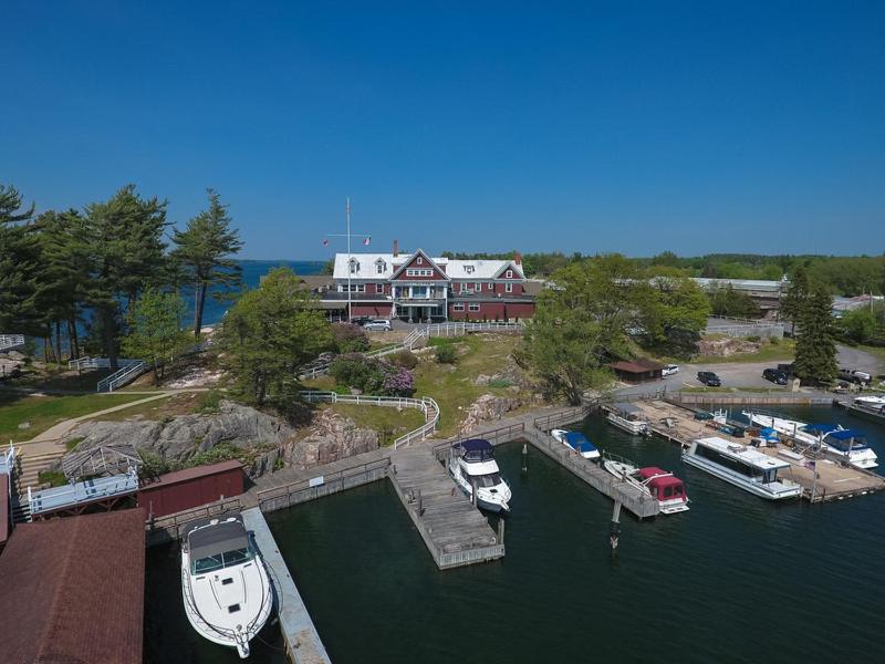 Bonnie Castle Resort & Marina 25/32