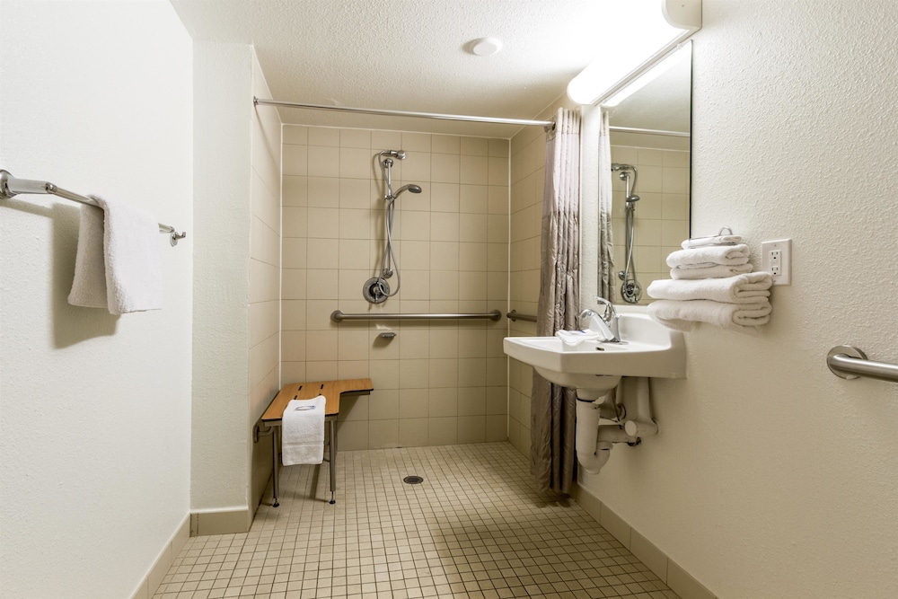 Motel6 Tempe, AZ – Phoenix Airport – Priest Dr 43/43