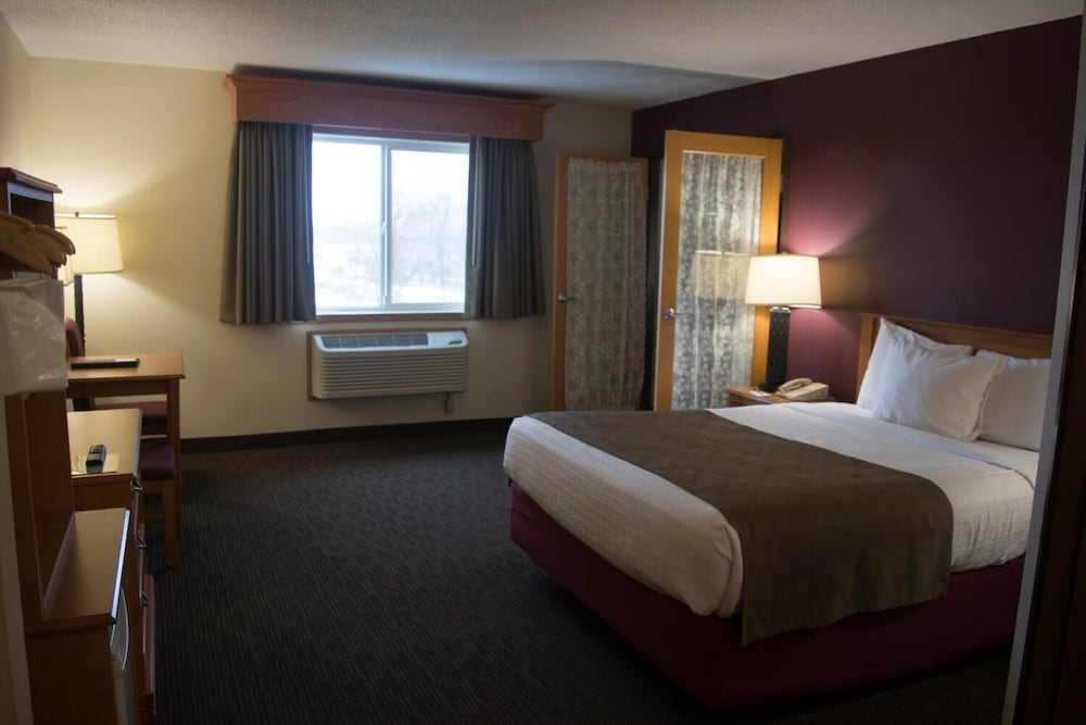 Americinn By Wyndham Madison Sd 10/23