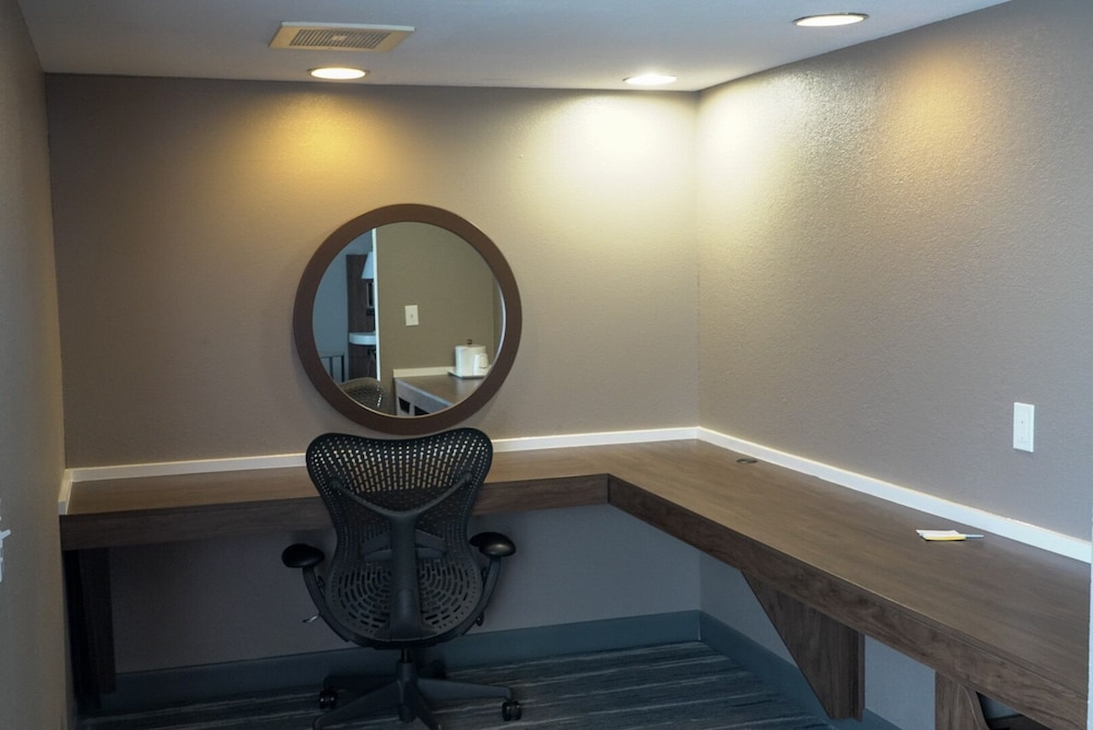 Hampton Inn Bentonville-Rogers 32/50
