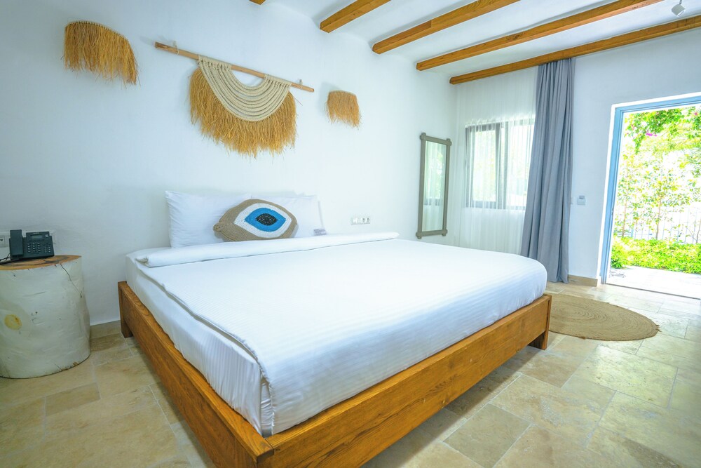 Kassandra Boutique Hotel 16/48