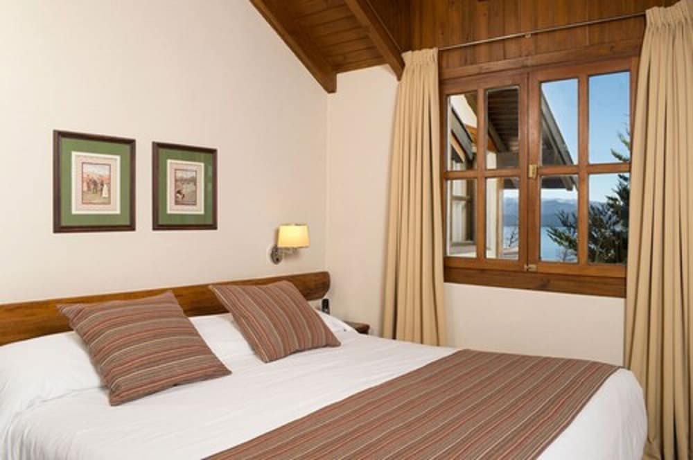 PAILAHUE LODGE & CABANAS 17/80