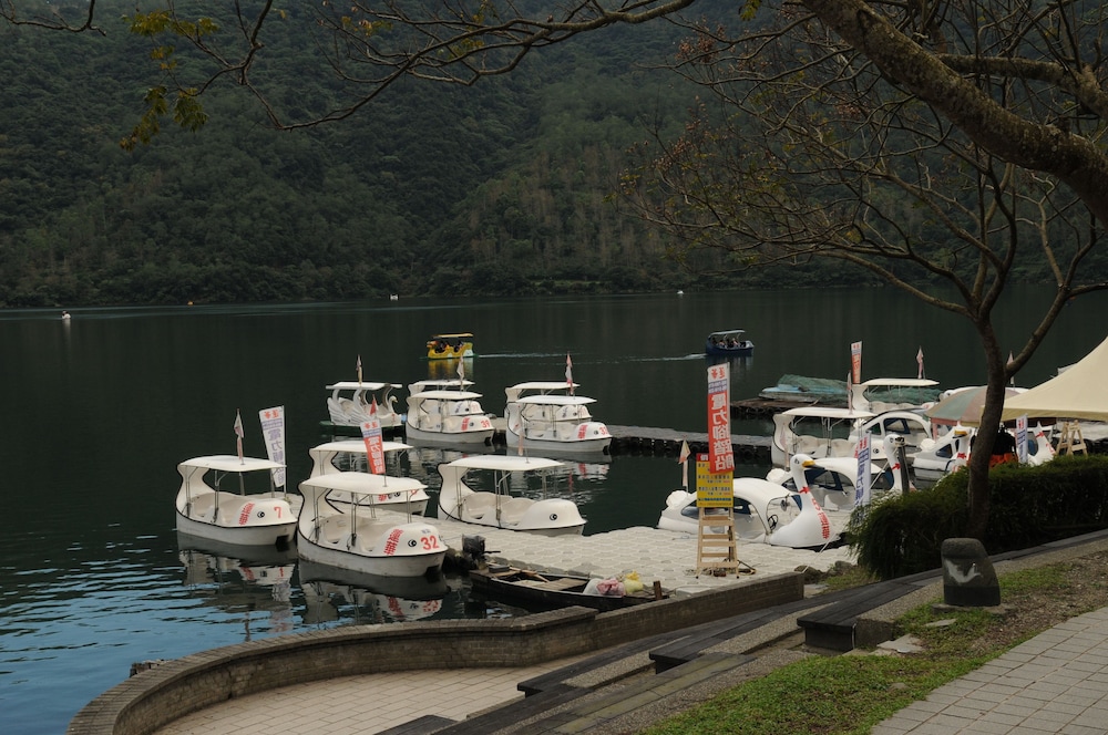 Lakeside 46 42/70