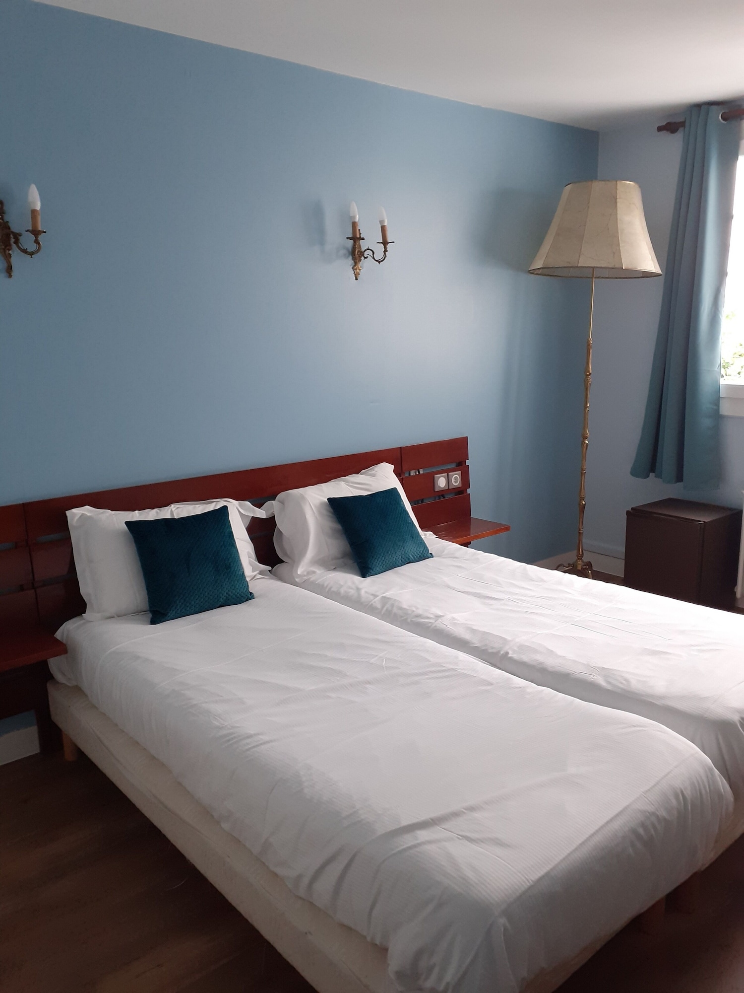 Superior, Twin Beds