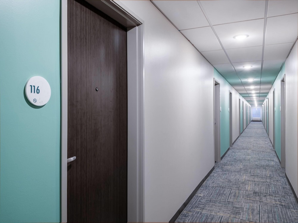 ECHO Suites Extended Stay by Wyndham Springfield Airport PLZ 36/49