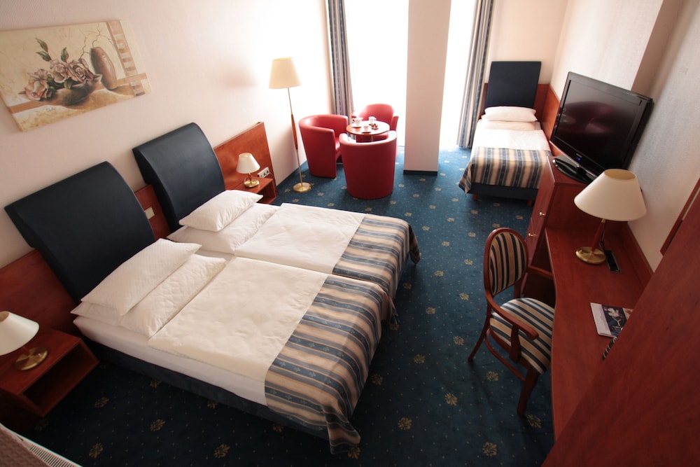 Hotel Gwarna 36/50