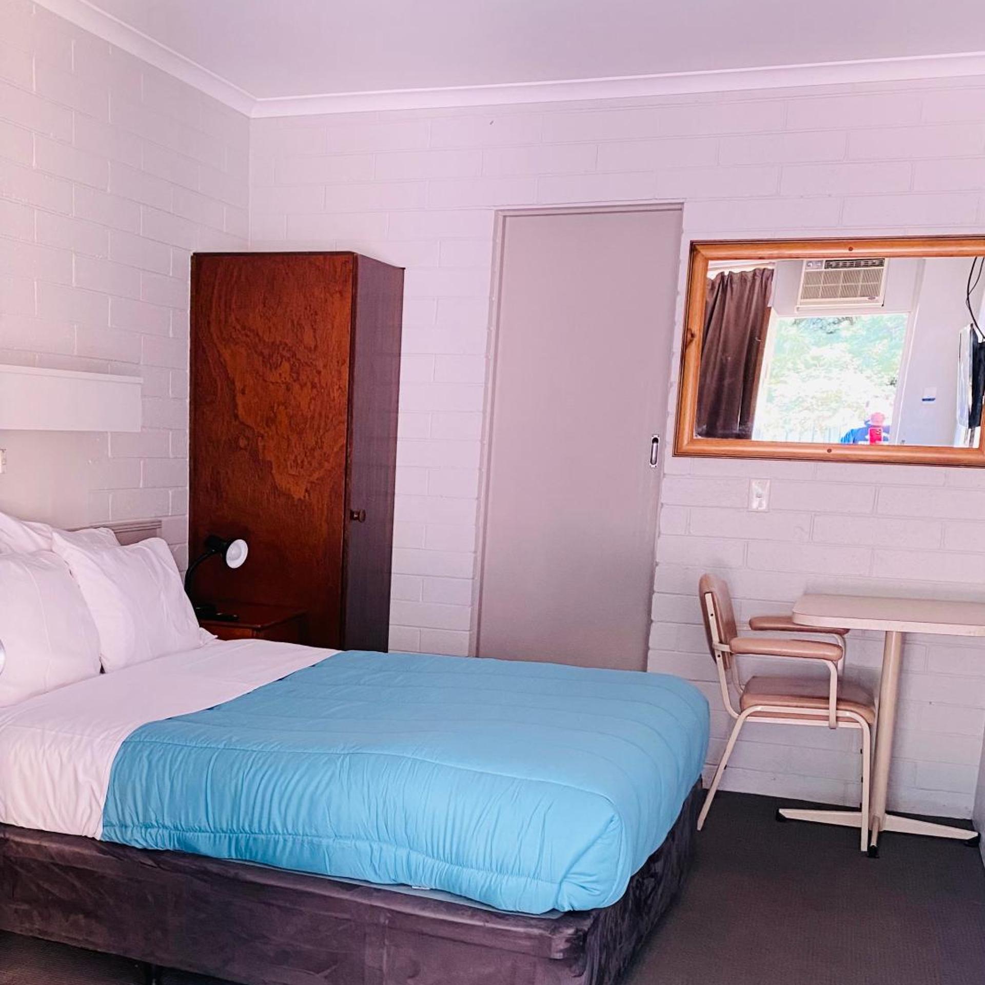 Millers Cottage Motel 2/29