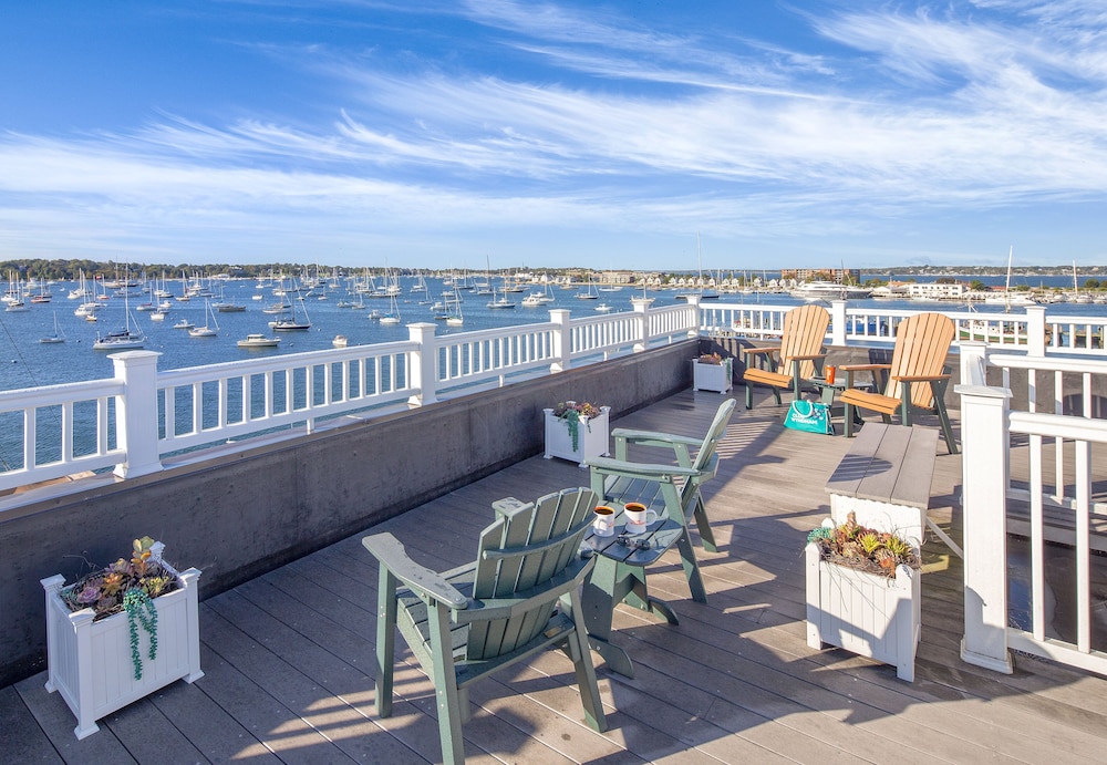 Club Wyndham Inn on Long Wharf photo5