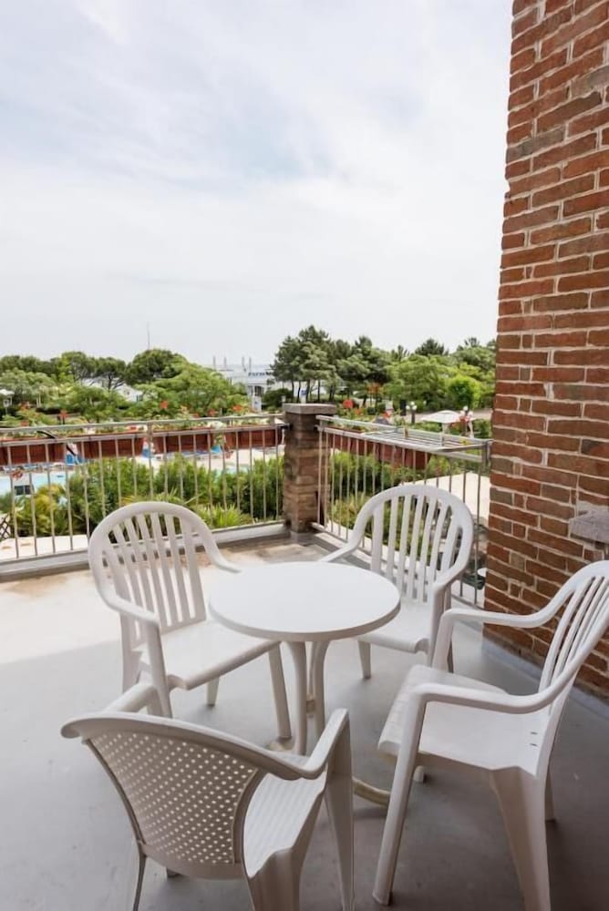 Hotel Stefania 23/36