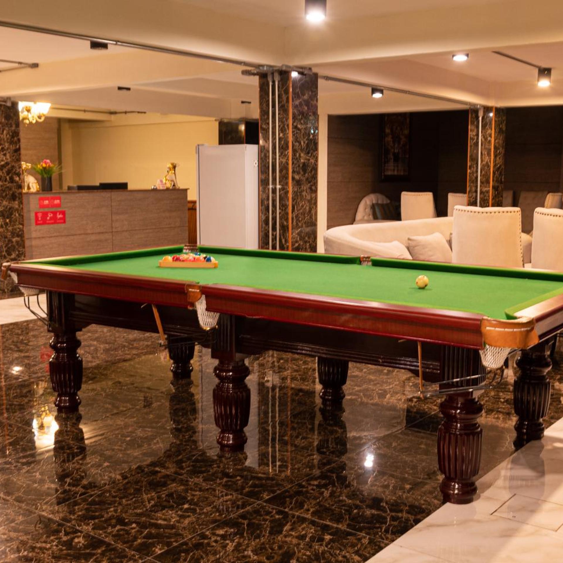 Anandpura Riverside Hotel 36/40